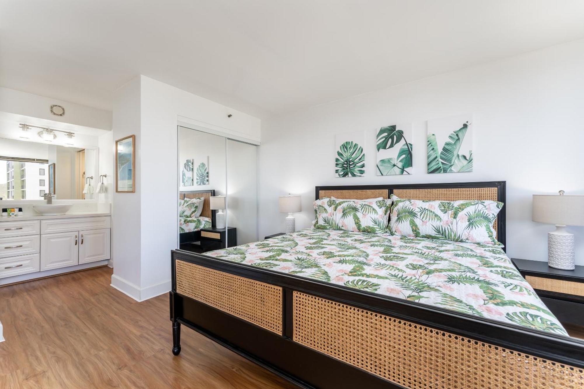 Ferienwohnung Waikiki Banyan W-Ocean Views With Free Parking! Honolulu Exterior foto