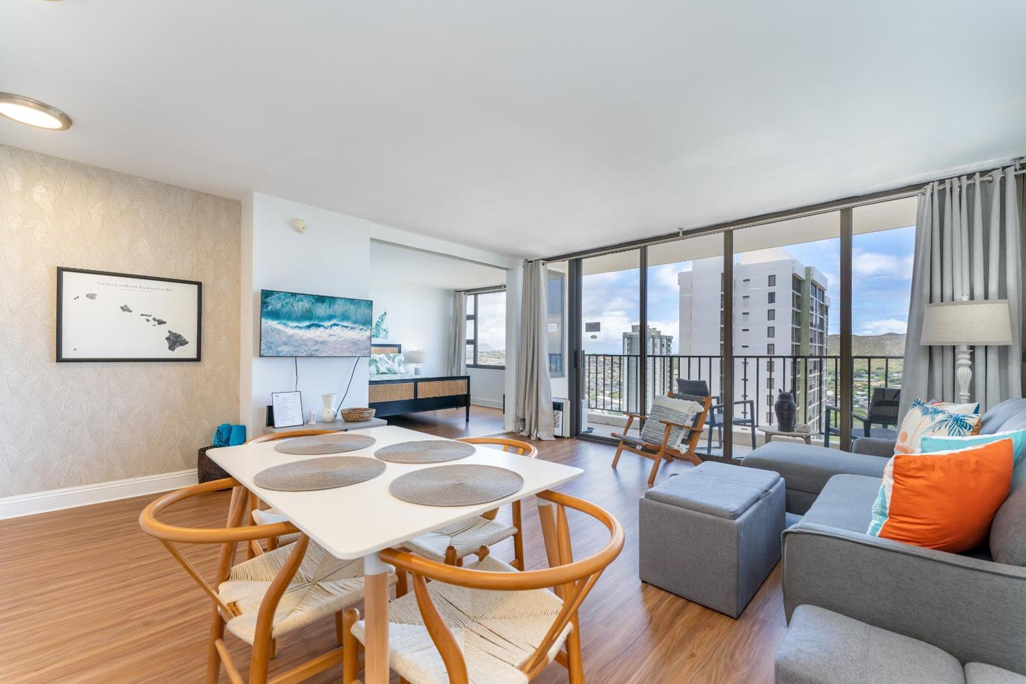Ferienwohnung Waikiki Banyan W-Ocean Views With Free Parking! Honolulu Exterior foto